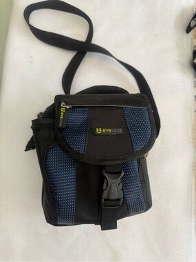 Men's Black & Blue Messenger Camera Bag
